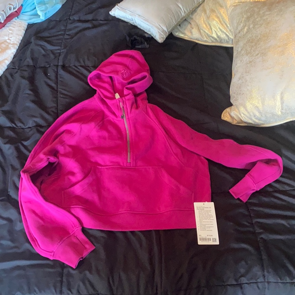NWT Lululemon 1/2 scuba Ripened Raspberry M/L
